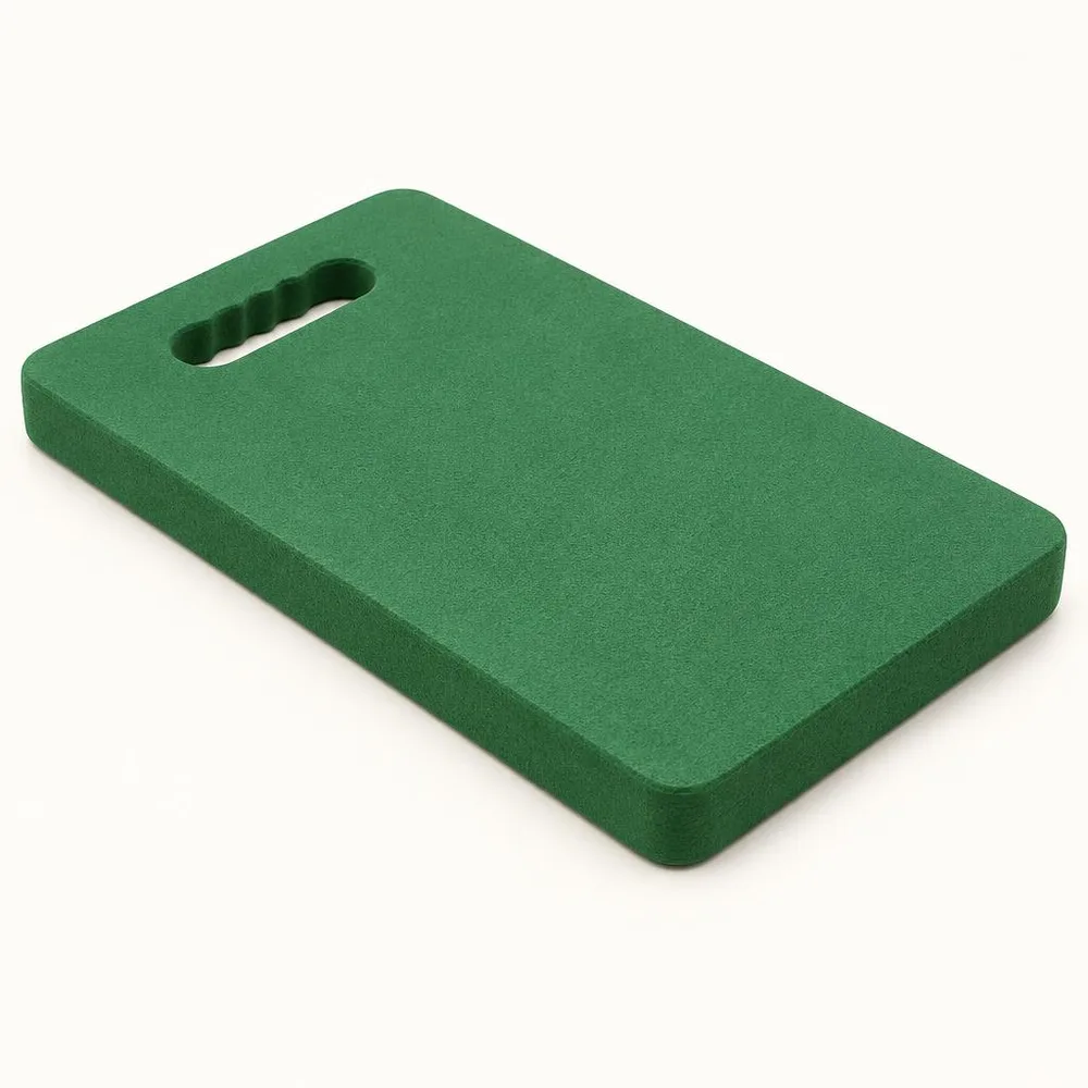 Illustrazione di un cuscino ginocchiera verde in schiuma con maniglia